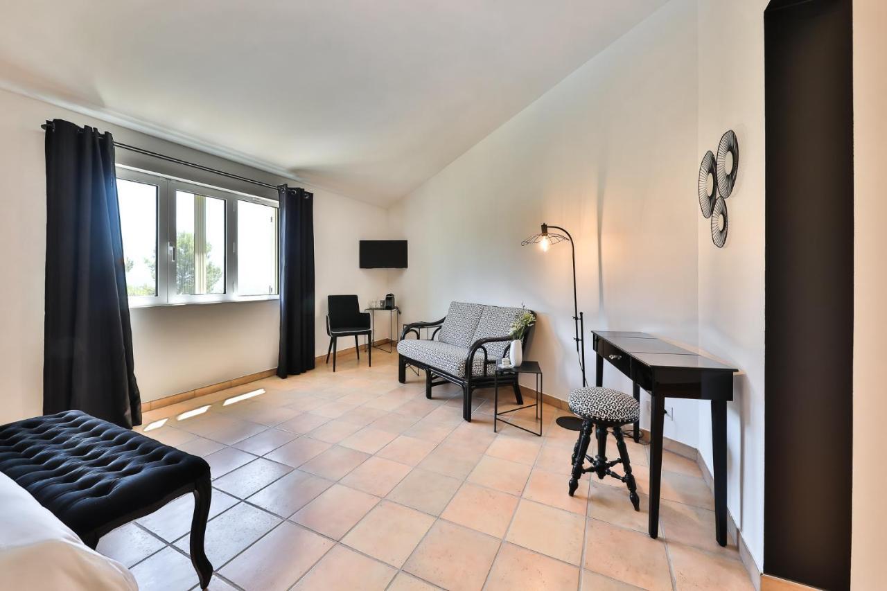 Quintessence Provence Bed & Breakfast Гу Екстериор снимка